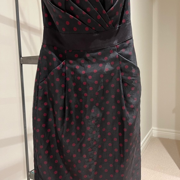 Elegant Slim Black Taffeta Dress. - Picture 3 of 5